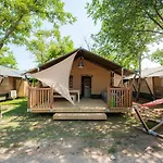 Kamp alanı Glamping Istrie Fažana